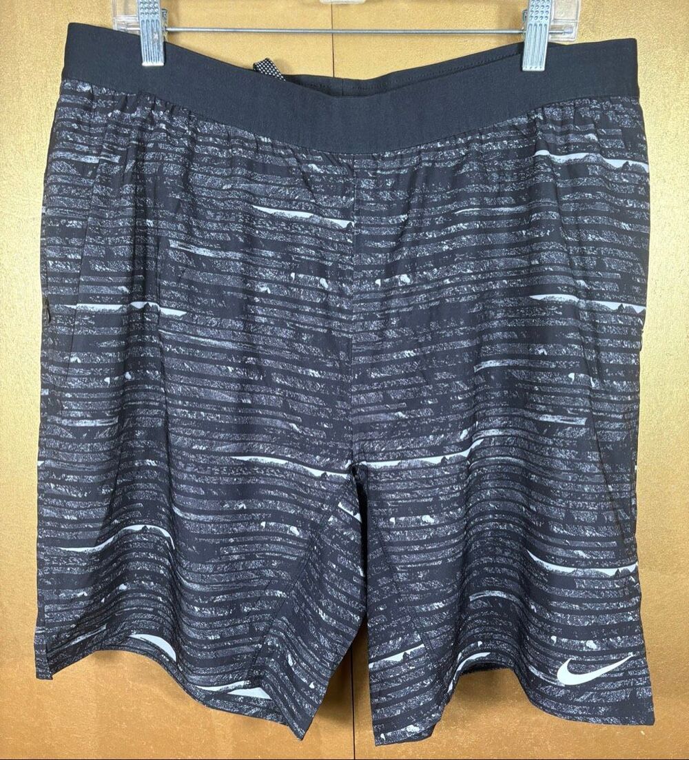 Nike Dry Fit men’s stretch printed activewear shorts size XXL